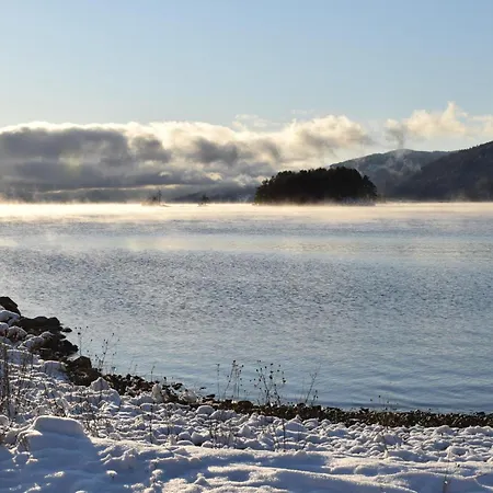 Lovely In Vestsida With Wifi *